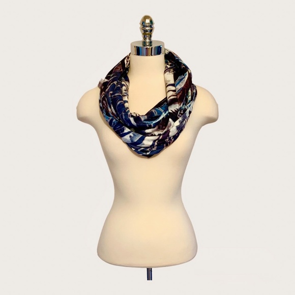 🌱 New Italian-Made blue top 🌱💙 - Picture 5 of 5